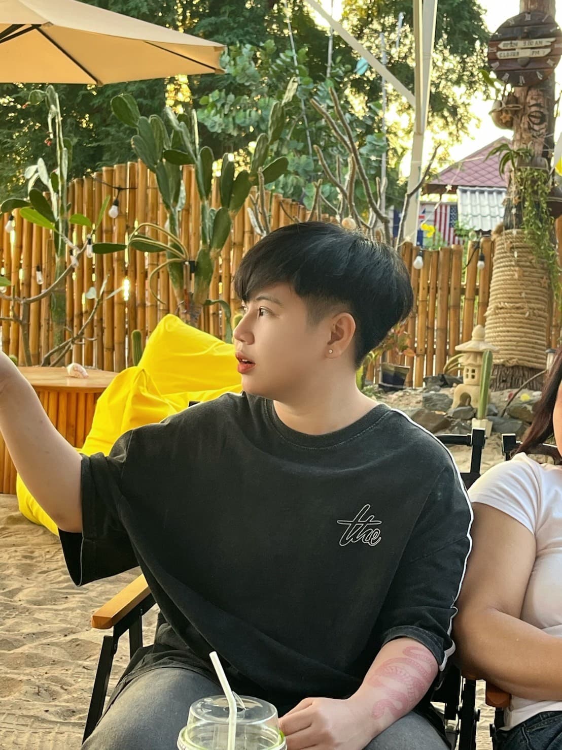 รูปโปรไฟล์